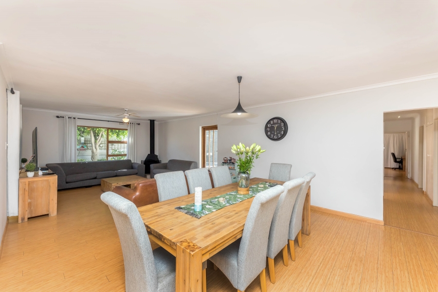 4 Bedroom Property for Sale in Heathfield Western Cape